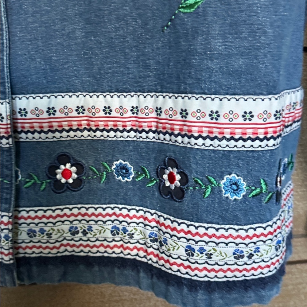 VTG 90s Bobbie Brooks Button down Denim Shirt jacket Womens L Granny core Floral - Picture 4 of 10